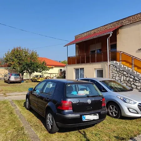 Agape Vendeghaz Apartment