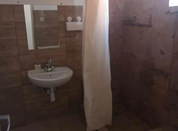 Agape Vendeghaz * Cserépfalu