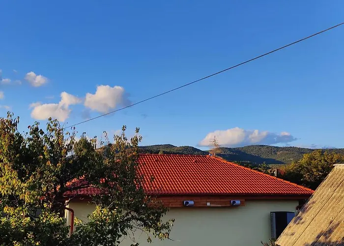 Agape Vendeghaz * Cserépfalu